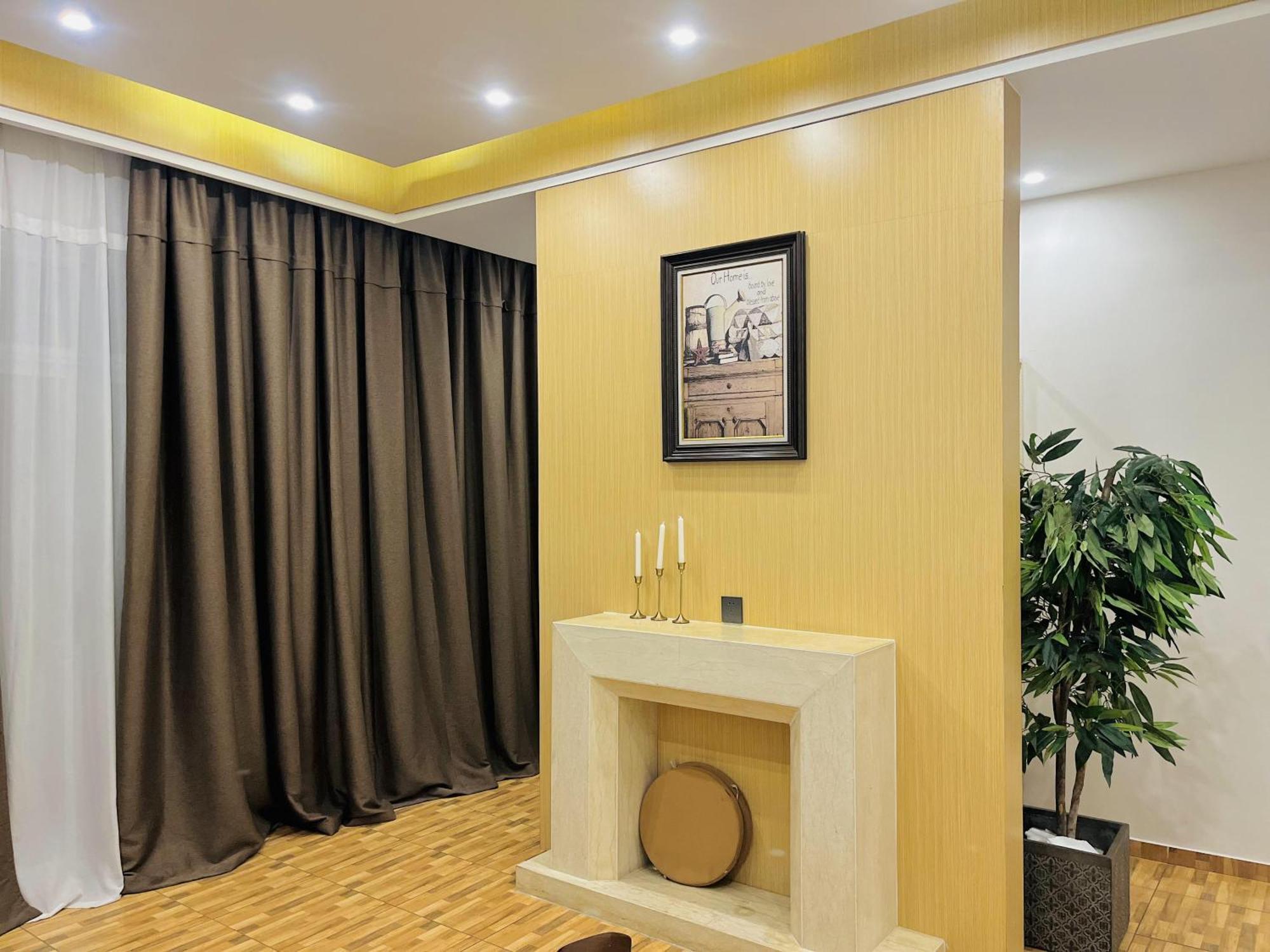 H&H Hotel Kinshasa Kültér fotó