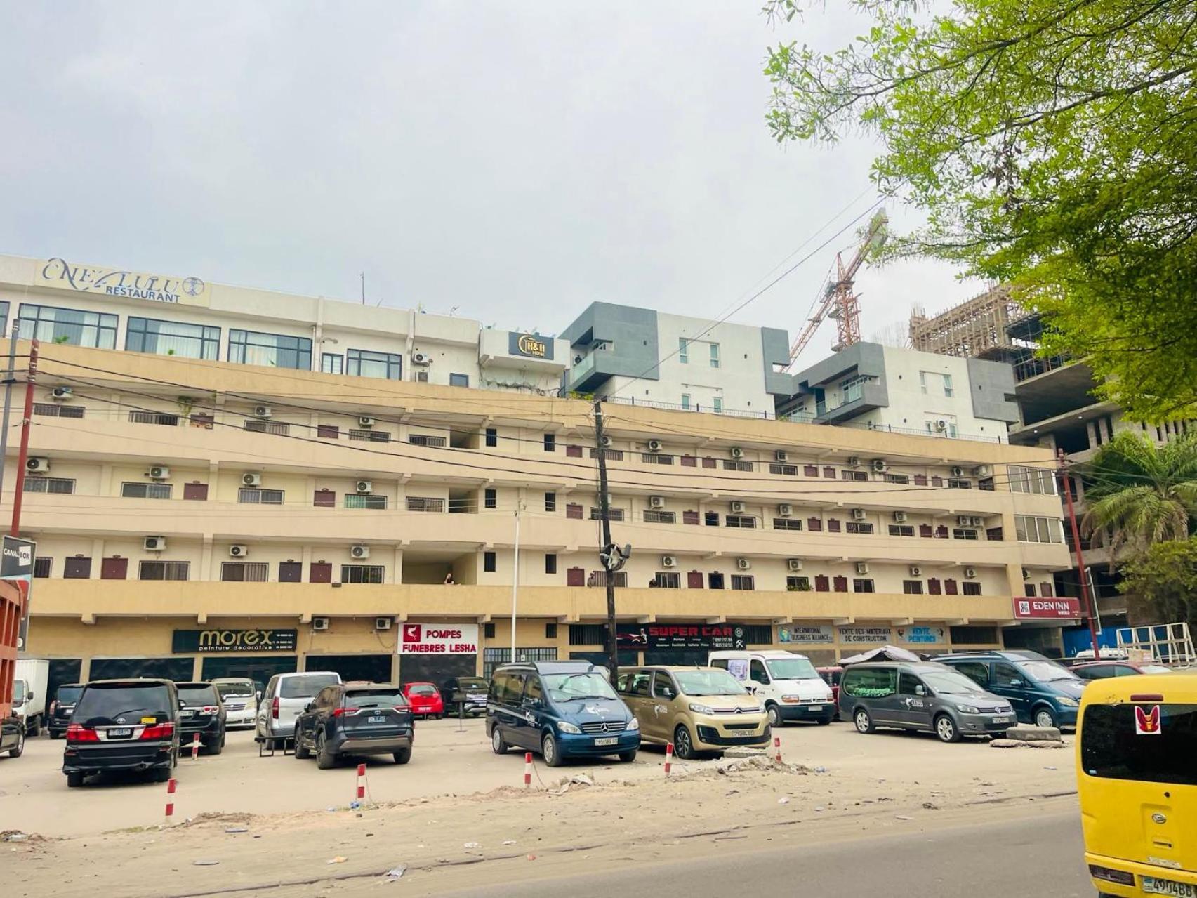 H&H Hotel Kinshasa Kültér fotó